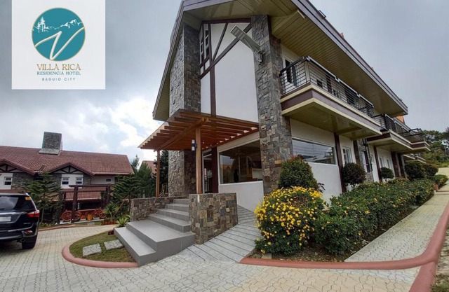 Elliannah Pines Hotel