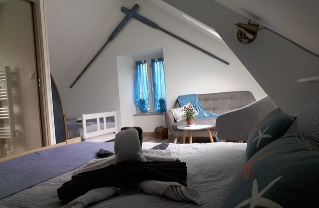 Elros (bed and breakfast 2/4 people)
