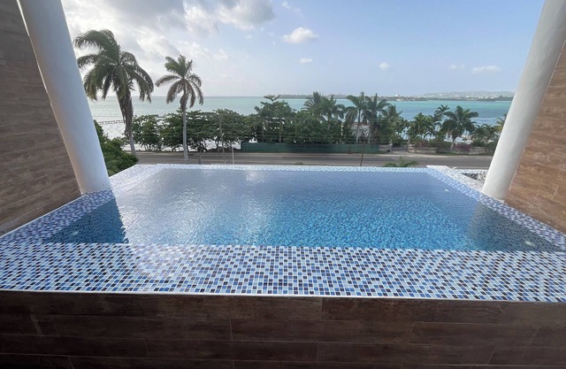 Elysium Escapes Luxury 3BR Villa 18Mins FR Airport