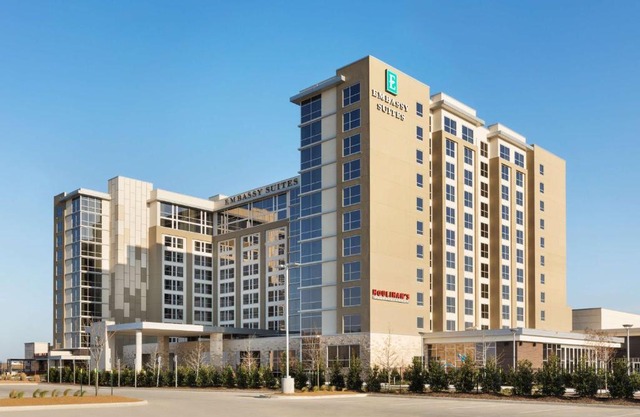 Embassy Suites By Hilton Denton Convention Center