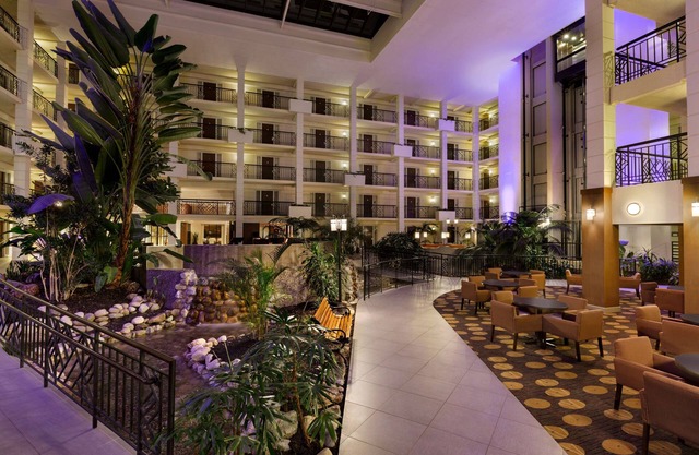 Embassy Suites by Hilton Piscataway Somerset
