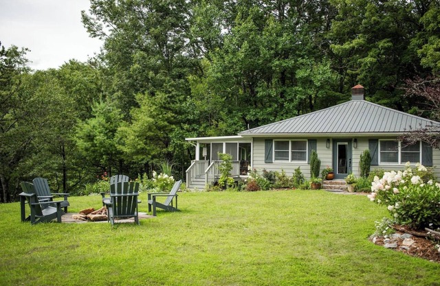 Emerald Lake Cottage - Families - Fishing - Biking