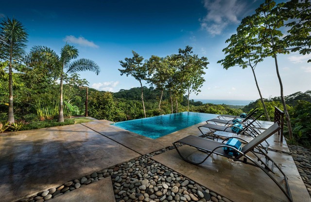 Encantada- Brand New Villa, Truly Spectacular with Mountain and Ocean Views