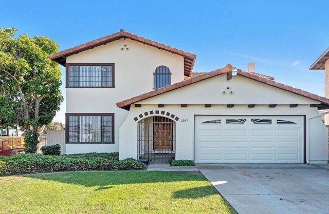 Enchanting 4-bedroom house! 8 minutes from Imperial Beach.
