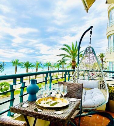 Endless Stunning Mediterranean Sea Views Promenade Des Anglais