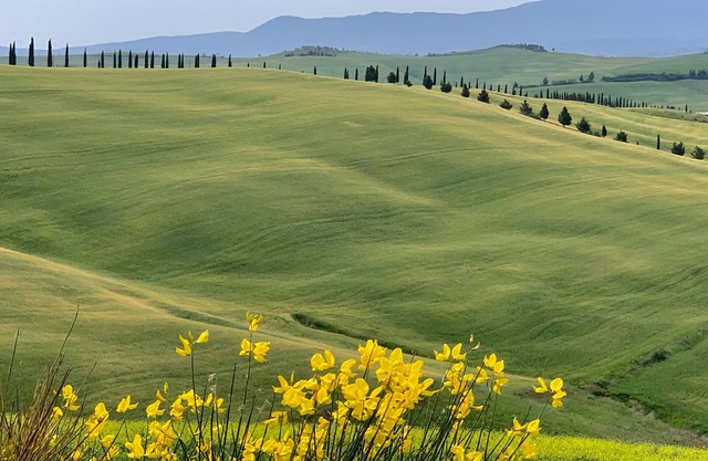 Enjoy a Classic Tuscan Hill Town holiday—now with AC!