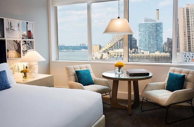 Enjoy a Hassle-Free and Suiting Stay! 2 Comfortable Units, Pets Allowed