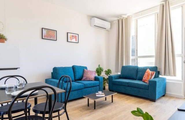 Enjoy affordable accomodation a short walk away from the stunning Nightcliff foreshore