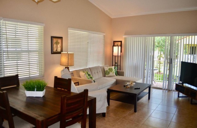 Enjoy our 2 bedroom, 2 bath top floor apartment in West Boca Raton