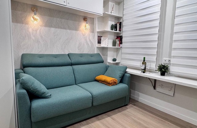 Enjoy the simplicity of this quiet and central accommodation.