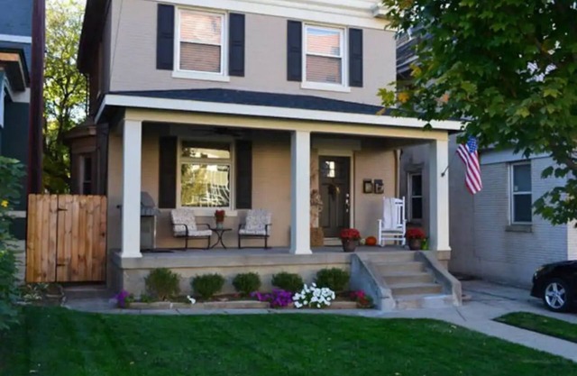 Entire Home in the PERFECT Location! UC & Downtown