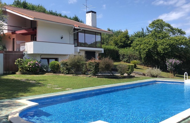 Entire villa with pool and amazing views