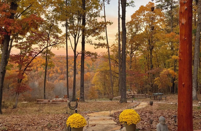 Epic Sunsets Mountainviews Jacuzzi spa & Public Lake access