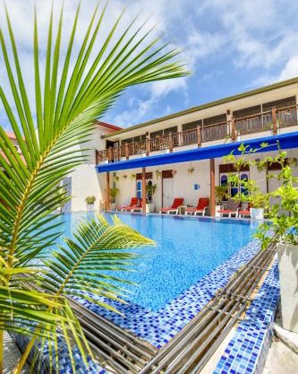 Equatorial Divers Lodge