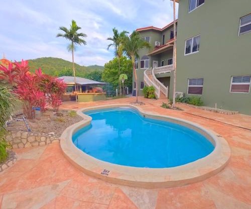 Escape-Relax-Repeat Morris Home Resorts