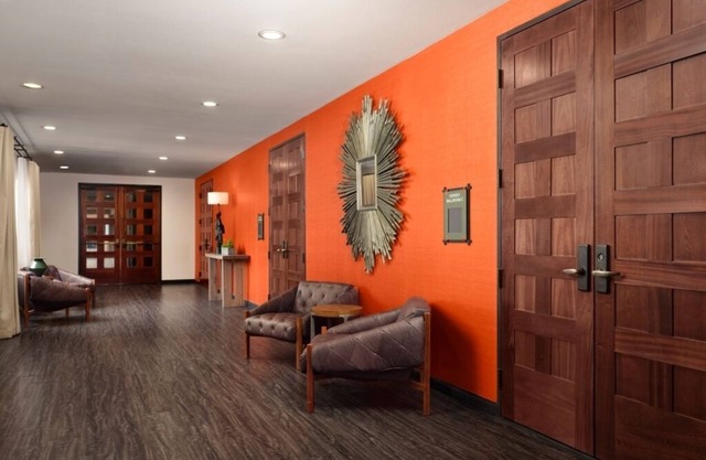 Escape to a Luxurious Room Perfect for Wellness Retreats