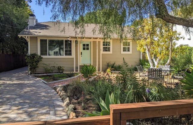 Escape to the American Riviera in our Charming Santa Barbara Bungalow