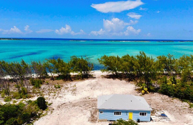Escape to the Beach at Ocean Oasis: Unwind & Relax in this Premier Beach House
