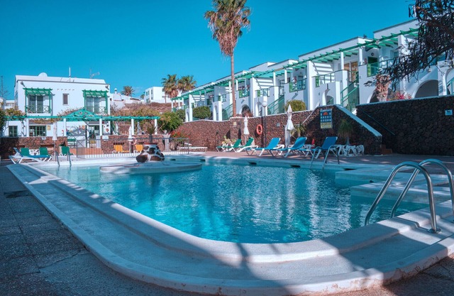 Eva Vacation Home Pool & Relax - Very close to the beach