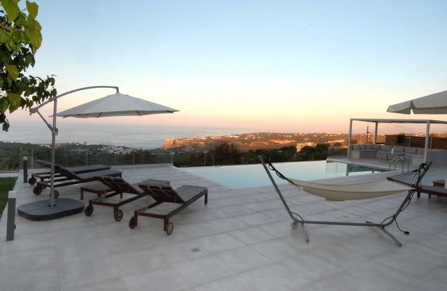 Eva Villas East, With Private Pool & Panoramic Sea View