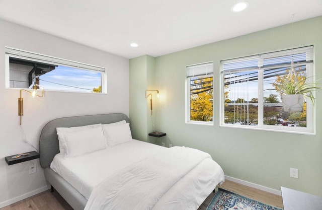 Evan's sweet suite - Micro Studio - 91Walkscore