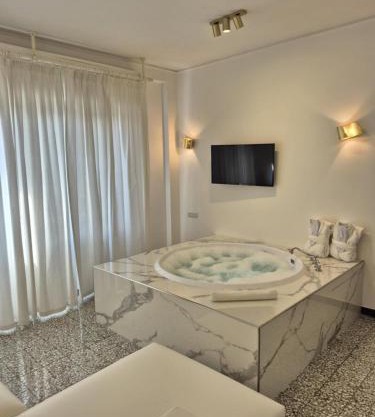 Eveline Portosole Hotel