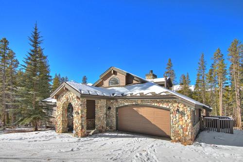 Evergreen Lodge Home