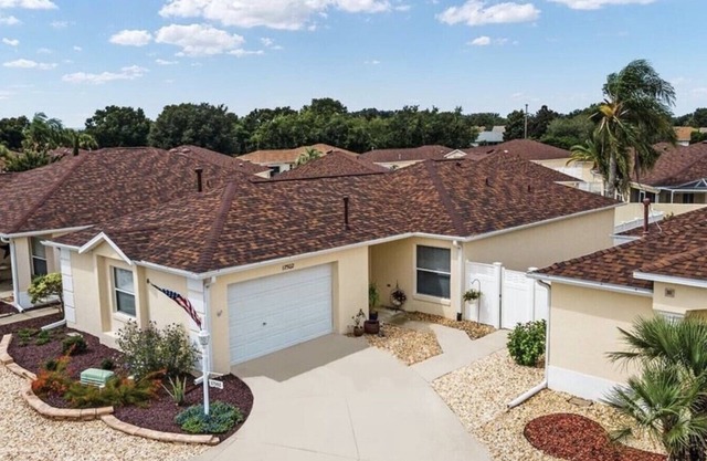 EVERGREEN VILLA II Newly updated 2 bedroom 2 bath courtyard villa