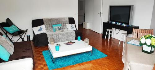 EXCEPTIONNEL "A NOUS PARIS" ! Spacieux - Calme - Balcon - Wifi - Netflix - Parking