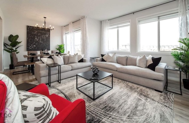 Executive Home | AC | Sleeps 10 | Near YEG Airport