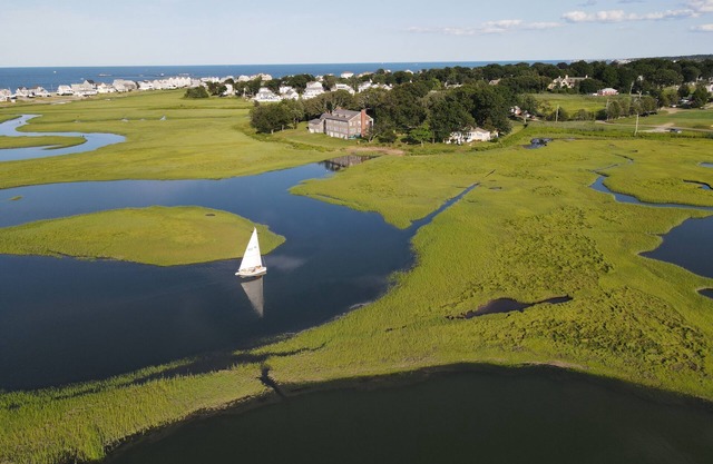 Expansive Coastal Views, 3 bed, 2 bath cottage, newly renovated