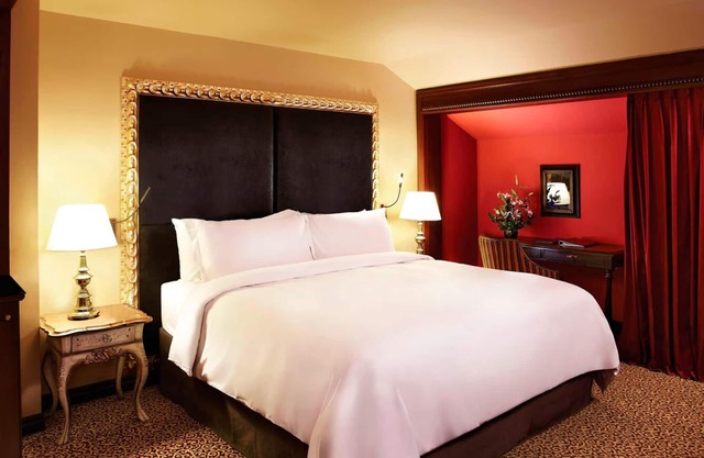 Experience 500 Years of History in a Grand Palacio in Central Cusco