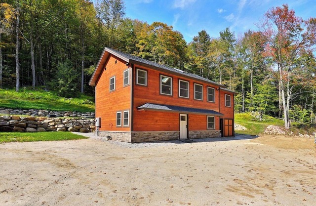 Experience the charm of Peak Hill Home, Entire home in Killington/Pittsfield, Vermont