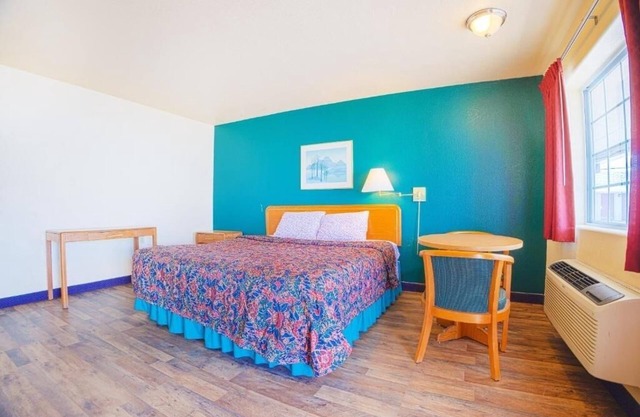 Explore Pet Friendly Room Close To Lordsburg Attractions