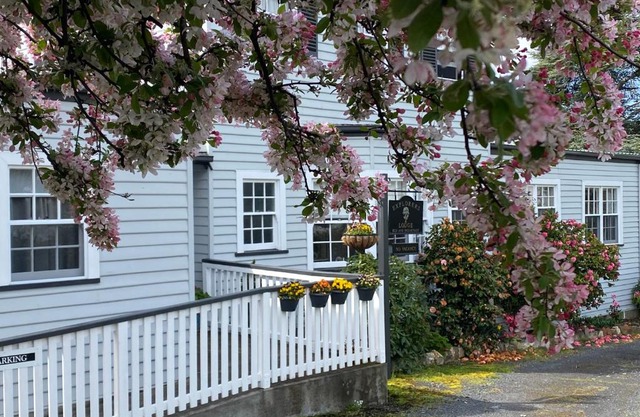 Explorers Lodge