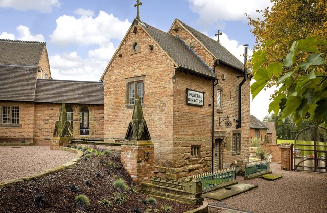 Exposed timbers, a feature stone fireplace, flagstone and oak floors – The Chapel has a wealth of pe