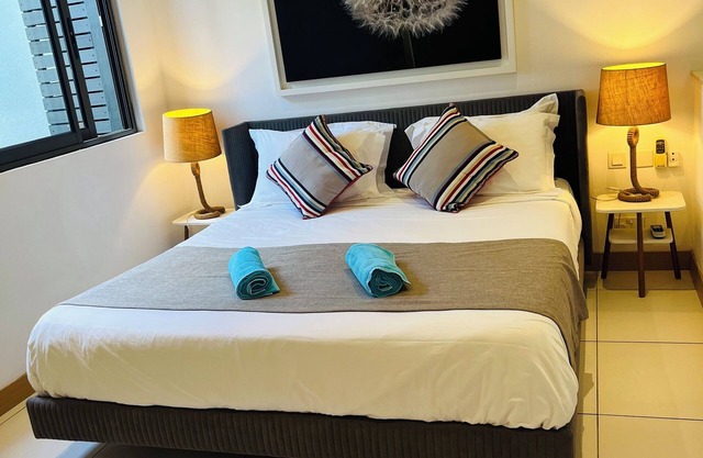 Exquisite Latitude Luxury Seafront Suite - Premier Ocean View