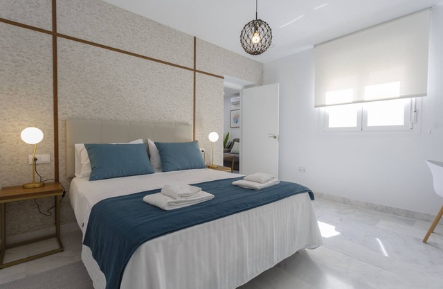 Exterior apartment without terrace - BRUJULA by Cadiz4Rentals