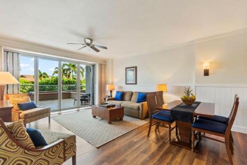 Extra large 1BR LUXURY resort condo with MASSIVE outdoor space & balcony