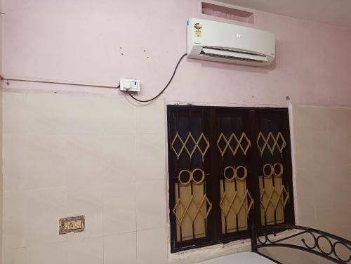Ezraa Homes Homestay Single BHK