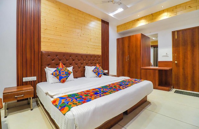 FabHotel Grand Arya