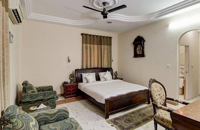 Fabhotel Pinjore Holiday Home