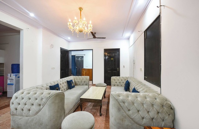 FabHotel Royal Casa