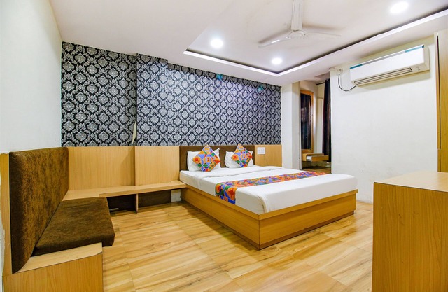 Fabhotel Surbhi