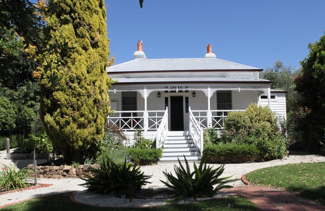 Fairbank House
