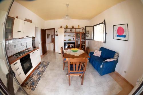 Family apartment with sea view in Seccagrande 65 m² terrace