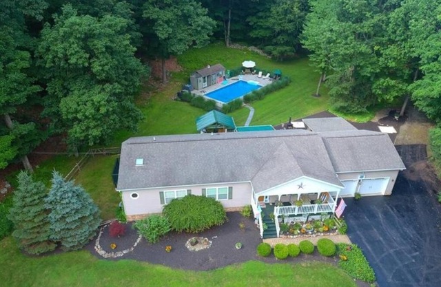 Family Fun Getaway near Cascade Lake in Warwick NY
