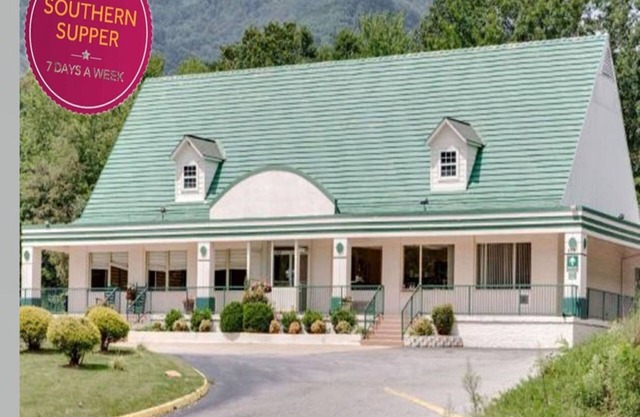 Family Fun in the Mountains, Hot Meals Included!