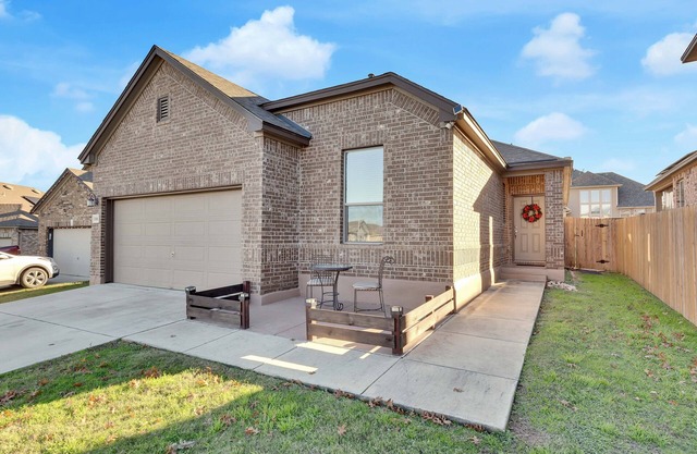 Family & Pet Friendly house close to Lake Georgetown-Sleeps 10