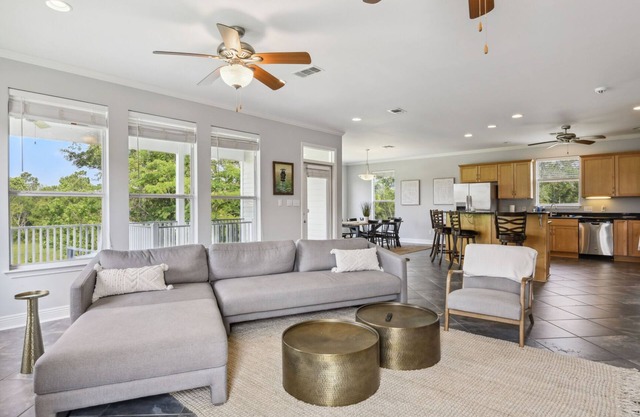 Family-sized beach retreat w/gulf views